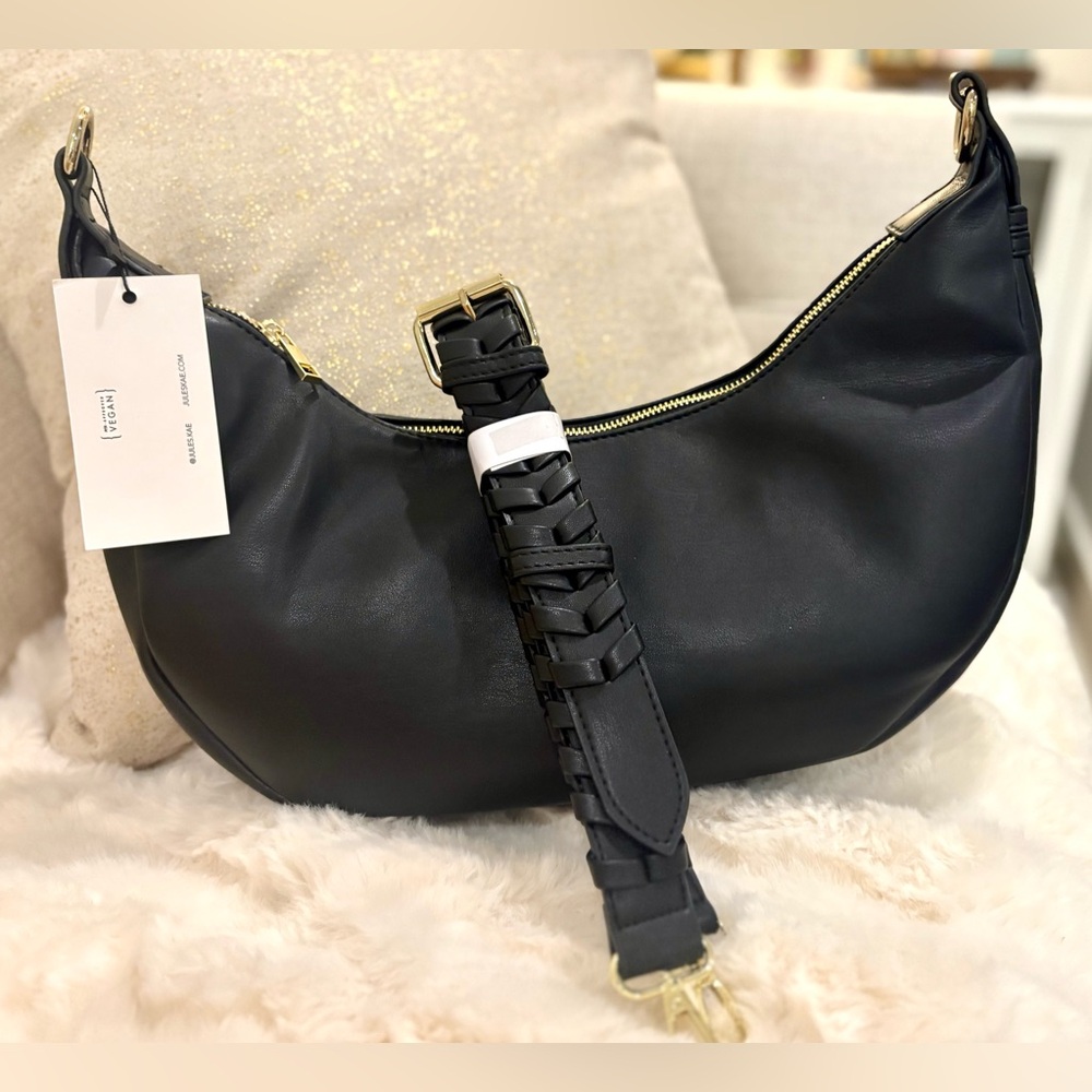 SOLD // NWT 🌙 Jules Kae • Zola Black Vegan Leather Half Moon Shoulder Crossbody - Picture 4 of 16